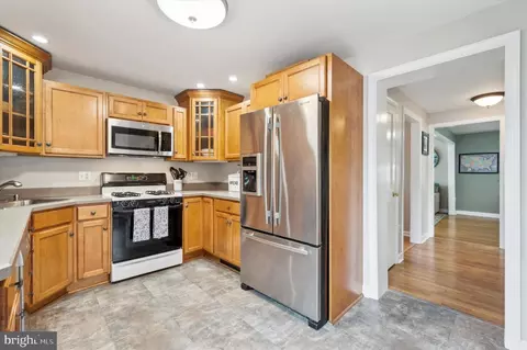 516 Devon Rd, Havertown, PA 19083 photo 18