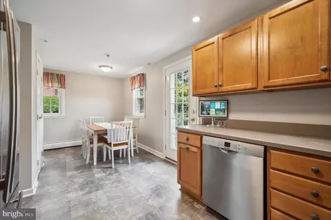516 Devon Rd, Havertown, PA 19083 photo 22