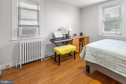 Bedroom - 103 Kenmore Rd, Upper Darby, PA 19082 photo 5 of 5