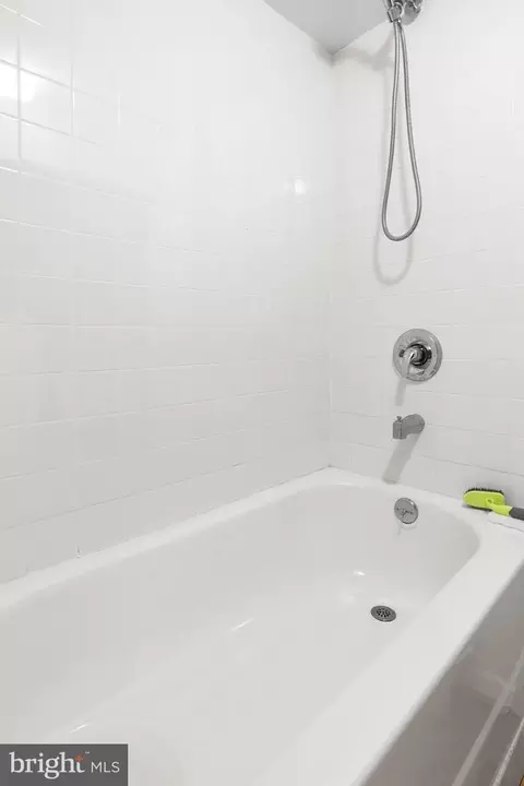 Bath - 103 Kenmore Rd, Upper Darby, PA 19082 photo 2 of 2