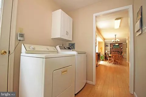 2004 Robert Burns Dr, Aston, PA 19014 photo 20