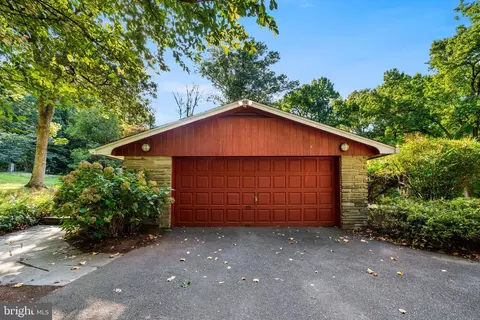 337 Plush Mill Rd, Wallingford, PA 19086 photo 49