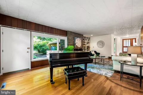 337 Plush Mill Rd, Wallingford, PA 19086 photo 9