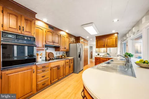 337 Plush Mill Rd, Wallingford, PA 19086 photo 16
