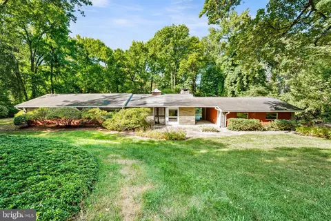 337 Plush Mill Rd, Wallingford, PA 19086 photo 2