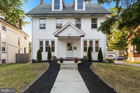 657 14th Ave, Prospect Park, PA 19076