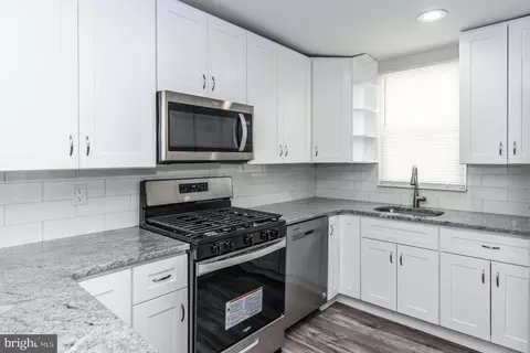 7121 Seaford Rd, Upper Darby, PA 19082