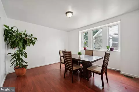 109 Kenmore Rd, Upper Darby, PA 19082 photo 6