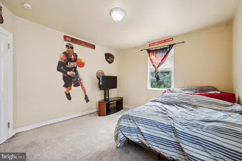 109 Kenmore Rd, Upper Darby, PA 19082 photo 16