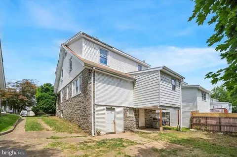 109 Kenmore Rd, Upper Darby, PA 19082 photo 21