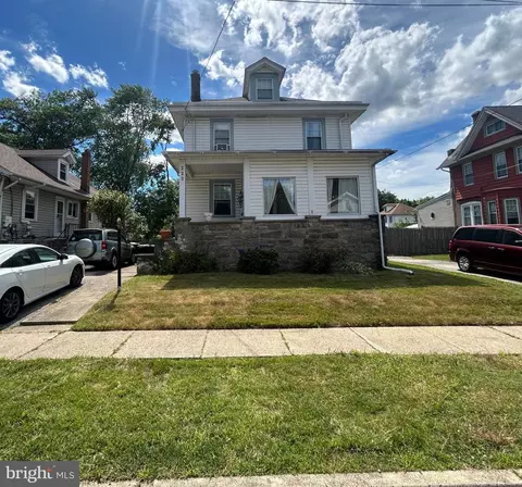222 Lexington Ave, Lansdowne, PA 19050