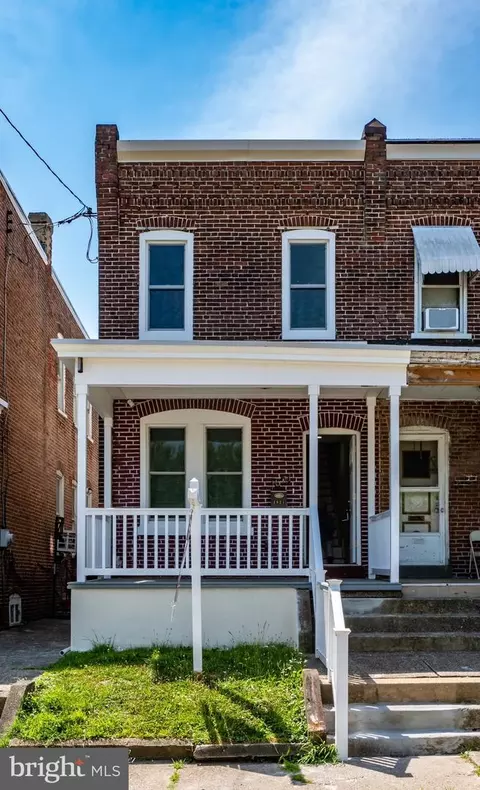 1621 W 3rd St, Chester, PA 19013