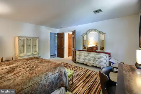 Bedroom - 1020 Edwards Dr, Springfield, PA 19064 photo 2 of 6