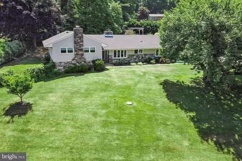 301 Timber Jump Ln, Media, PA 19063