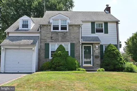 159 S Norwinden Dr, Springfield, PA 19064