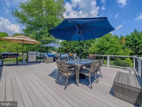 Exterior - 4012 Washington Dr, Ogden, PA 19061 photo 11 of 29