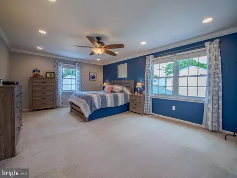 Bedroom - 4012 Washington Dr, Ogden, PA 19061 photo 1 of 9