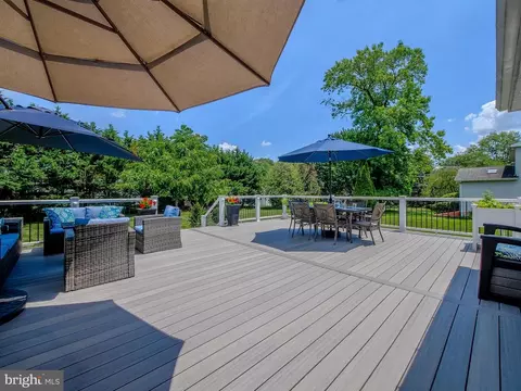 Exterior - 4012 Washington Dr, Ogden, PA 19061 photo 10 of 29