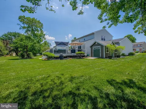 Exterior - 4012 Washington Dr, Ogden, PA 19061 photo 23 of 29
