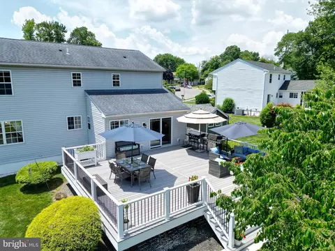 Exterior - 4012 Washington Dr, Ogden, PA 19061 photo 7 of 29