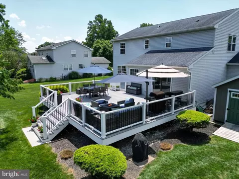 Exterior - 4012 Washington Dr, Ogden, PA 19061 photo 6 of 29