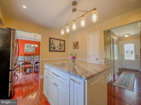 Entry Way - 4012 Washington Dr, Ogden, PA 19061 photo 1 of 4