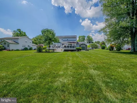 Exterior - 4012 Washington Dr, Ogden, PA 19061 photo 21 of 29