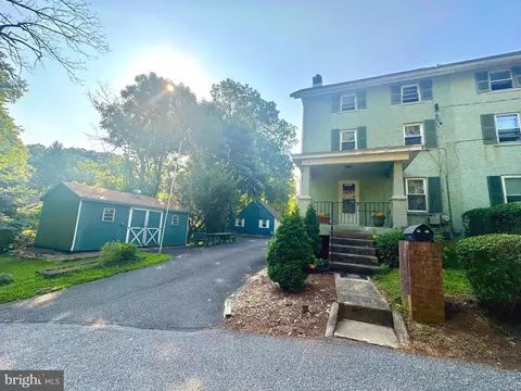 853 A Upton Rd, Aston, PA 19014
