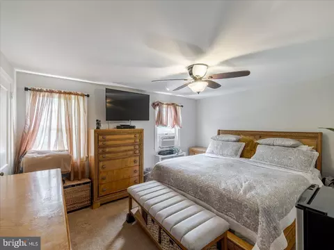Bedroom - 232 Sherbrook Blvd, Upper Darby, PA 19082 photo 1 of 5