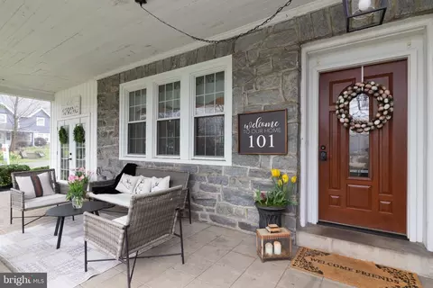 Exterior - 101 S Rolling Rd, Springfield, PA 19064 photo 3 of 4