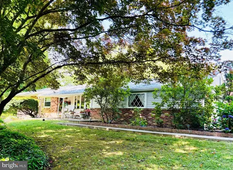 5 Harvard Dr, Media, PA 19063