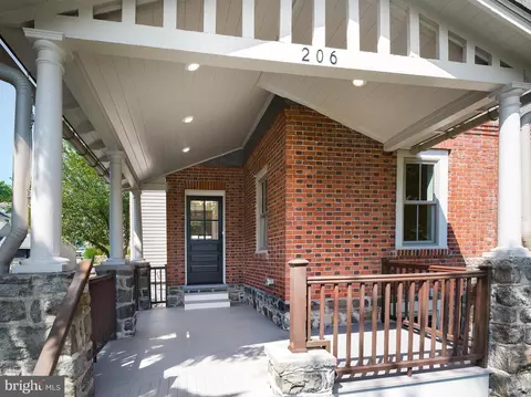 Exterior - 206 Bloomingdale Ave, Wayne, PA 19087 photo 5 of 11
