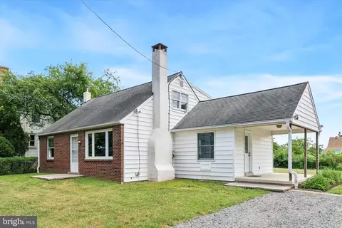 23 Main St, Newtown Square, PA 19073