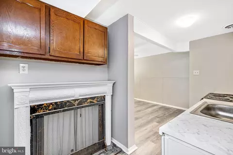 141 Ervin Ave, Marcus Hook, PA 19061 photo 8