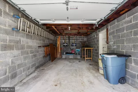 126 Fairfield Ln, Wayne, PA 19087 photo 6