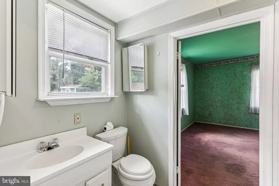 2752 Harmil Rd, Broomall, PA 19008 46 Photos Movoto