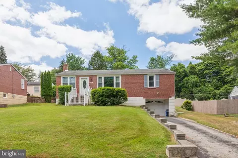 2752 Harmil Rd, Broomall, PA 19008
