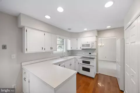 Kitchen - 13 Winding Way, Ogden, PA 19061 photo 1 of 3