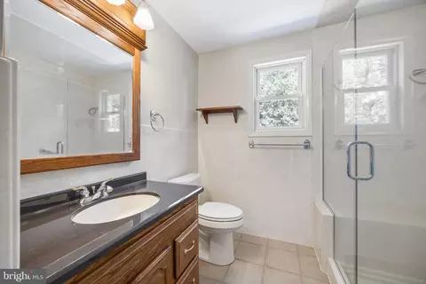 Bath - 13 Winding Way, Ogden, PA 19061 photo 2 of 2