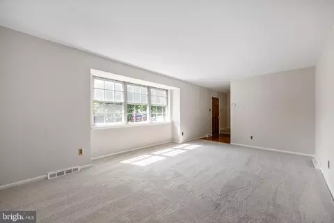 Living - 13 Winding Way, Ogden, PA 19061 photo 1 of 6