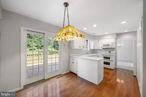Kitchen - 13 Winding Way, Ogden, PA 19061 photo 2 of 3