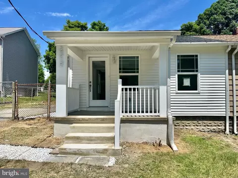 2319 Thomas, Aston, PA 19014
