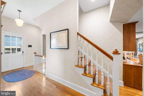 Entry Way - 339 Louella Ave, Wayne, PA 19087 photo 9 of 9