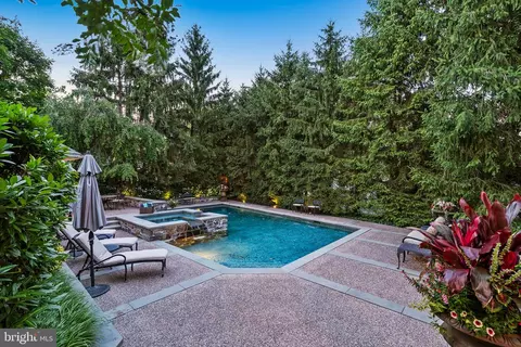 Exterior - 339 Louella Ave, Wayne, PA 19087 photo 10 of 16