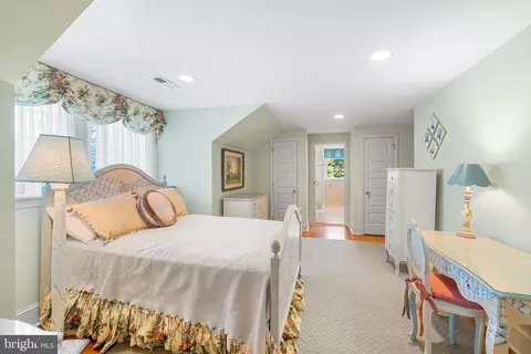 Bedroom - 339 Louella Ave, Wayne, PA 19087 photo 5 of 7