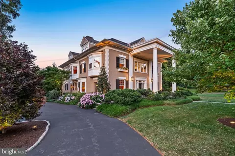 Exterior - 339 Louella Ave, Wayne, PA 19087 photo 14 of 16