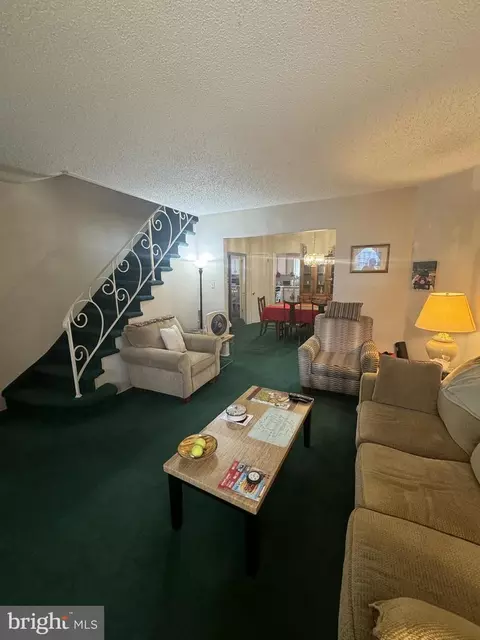 222 Kingston Rd, Upper Darby, PA 19082 photo 10