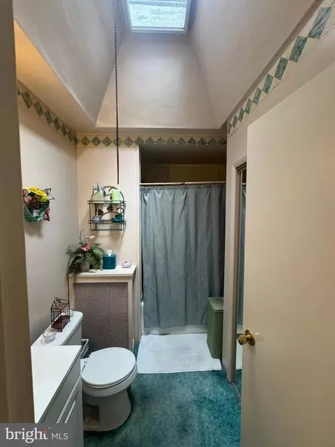 222 Kingston Rd, Upper Darby, PA 19082 photo 28