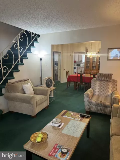 222 Kingston Rd, Upper Darby, PA 19082 photo 8