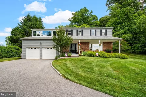 1 Stephen Dr, Glen Mills, PA 19342